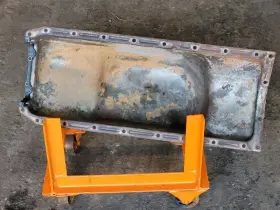 311-00400 PLYMOUTH Oil Pan Slant Dodge Barracuda