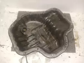 19185207 PONTIAC Vibe Oil Pan #2