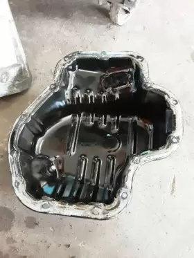 311-00178 PONTIAC Oil Pan Vibe #2