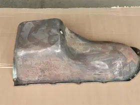 311.GM2S56 PONTIAC Oil Pan