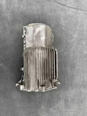 048103603B PORSCHE Oil Pan