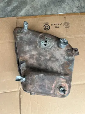 91110700169 PORSCHE Es Oil Tank