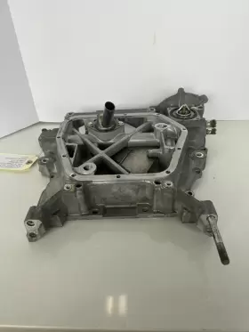 SU003-06233 SCION Upper Oil Pan Frs Water Pump Mount Brz #2