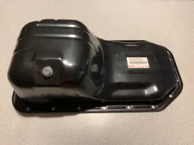 12101-35011 TOYOTA Nos Oil Pan Engines