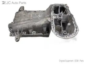 1210131071 TOYOTA Upper Engine Oil Pan 4WD Tacoma