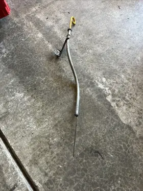 15301-65010 TOYOTA Engine Oil Dipstick Dip Stick Tube 3VZE
