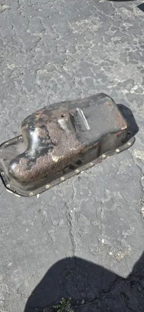021103598 VOLKSWAGEN Engine Oil Pan Vw Eurovan