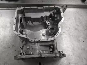 059103603BK VOLKSWAGEN Upper Engine Oil Pan Diesel Touareg #2
