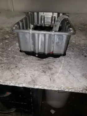 311.VW1O15 VOLKSWAGEN Oil Pan Passat #2