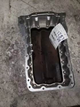 311.VW1O15 VOLKSWAGEN Oil Pan Passat