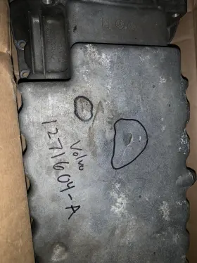 1271604-A VOLVO Repair Engine Oil Pan 850 1271604-A VOLVO Repair Engine Oil Pan 850